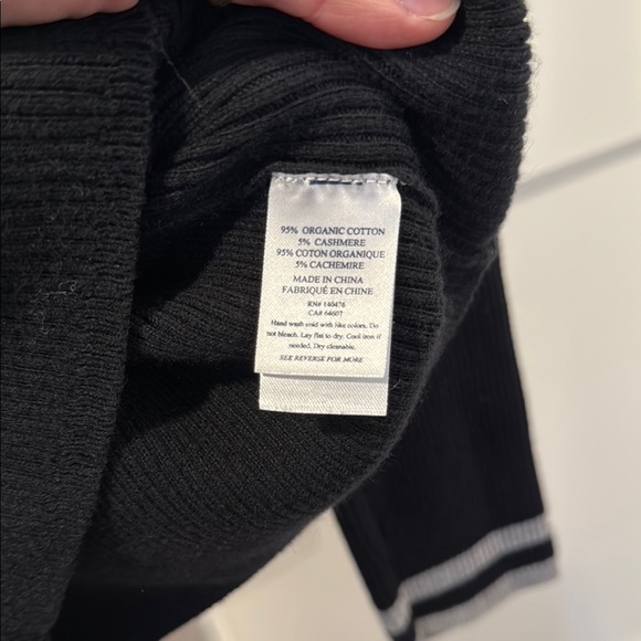 Faherty Black Turtleneck Sweater - Picture 6 of 7